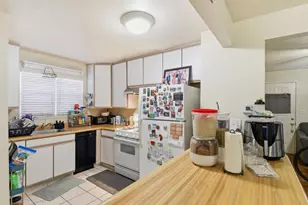 2115 University Ave, Mountain View, CA 94040 - Photo 25