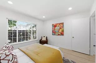 2115 University Ave, Mountain View, CA 94040 - Photo 13