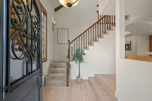 216 Bloomfield Rd, Burlingame, CA 94010 - Photo 3