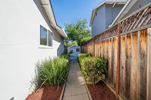 4893 Clarendon Dr, San Jose, CA 95129 - Photo 31
