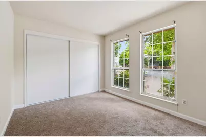 131 W Central Ave, Tracy, CA 95376 - Photo 23