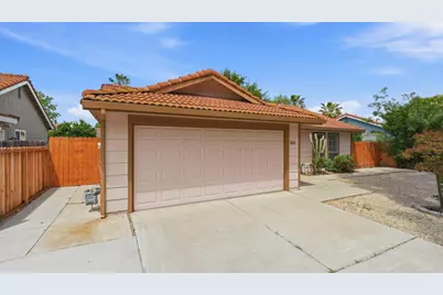 131 W Central Ave, Tracy, CA 95376 - Photo 3