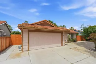 131 W Central Ave, Tracy, CA 95376 - Photo 3