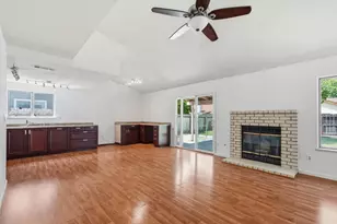 131 W Central Ave, Tracy, CA 95376 - Photo 9