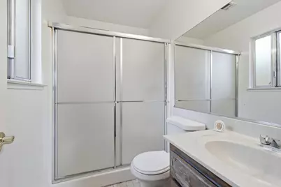 131 W Central Ave, Tracy, CA 95376 - Photo 29