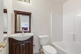 131 W Central Ave, Tracy, CA 95376 - Photo 31