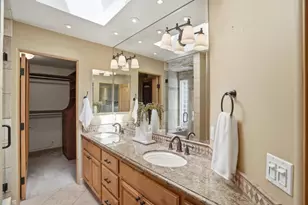 17660 Vineland Ave, Monte Sereno, CA 95030 - Photo 47