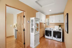 17660 Vineland Ave, Monte Sereno, CA 95030 - Photo 29