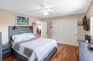 6900 Lakeview Dr, Salinas, CA 93907 - Photo 17