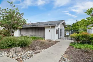 8160 Park Villa Cir, Cupertino, CA 95014 - Photo 33