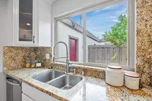 8160 Park Villa Cir, Cupertino, CA 95014 - Photo 19