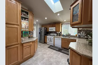 205 Manitoba Ter 205, Fremont, CA 94538 - Photo 7