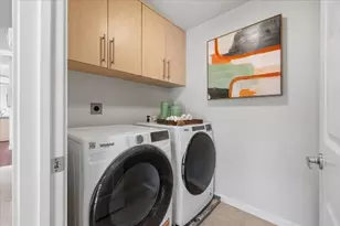 1065 Saginaw Ter 203, Sunnyvale, CA 94089 - Photo 23