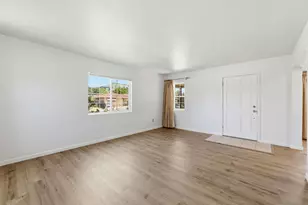 39 N 34th St, San Jose, CA 95116 - Photo 9