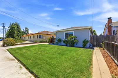 39 N 34th St, San Jose, CA 95116 - Photo 3