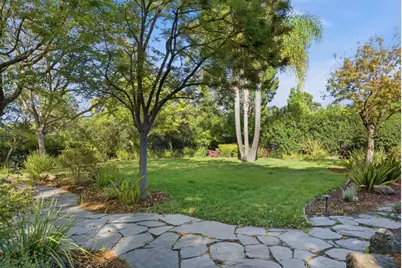 26805 Palo Hills Dr, Los Altos Hills, CA 94022 - Photo 43