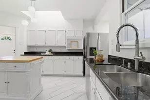 235 Middlefield Rd, Palo Alto, CA 94301 - Photo 15
