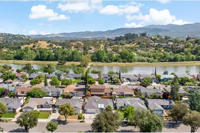 1304 Antwerp Ln, San Jose, CA 95118 - Photo 61