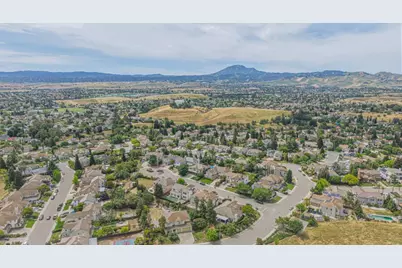 3238 Panda Ct, Antioch, CA 94531 - Photo 17