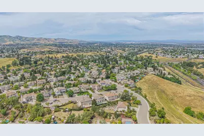 3238 Panda Ct, Antioch, CA 94531 - Photo 15