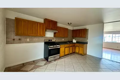 607 Calaveras Dr, Salinas, CA 93906 - Photo 5