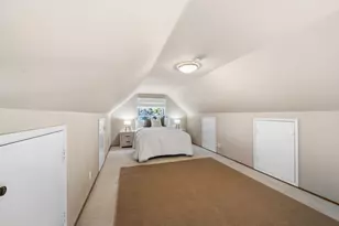 12100 Saraglen Dr, Saratoga, CA 95070 - Photo 19
