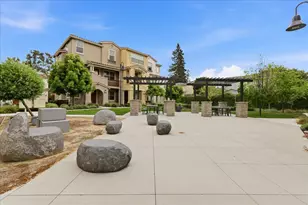 270 Ariana Pl, Mountain View, CA 94043 - Photo 47