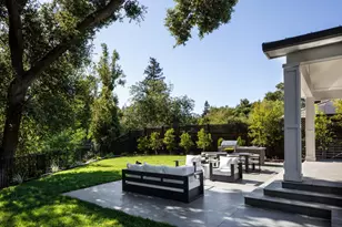 680 University Ave, Los Altos, CA 94022 - Photo 35