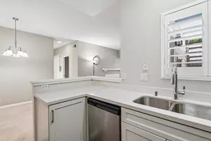 3674 Oakwood Ter 203, Fremont, CA 94536 - Photo 9
