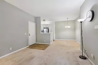 3674 Oakwood Ter 203, Fremont, CA 94536 - Photo 5