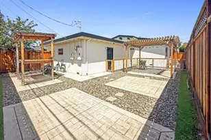 690 El Cerrito Way, Gilroy, CA 95020 - Photo 19