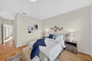 650 Almaden Walk Loop, San Jose, CA 95125 - Photo 11