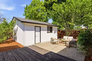 1051 Manhattan Ct, Sunnyvale, CA 94087 - Photo 21