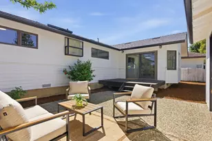 1051 Manhattan Ct, Sunnyvale, CA 94087 - Photo 19