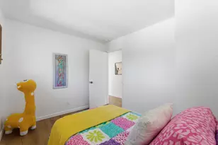 1051 Manhattan Ct, Sunnyvale, CA 94087 - Photo 11