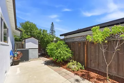 2349 Carlton Ave, San Jose, CA 95124 - Photo 37