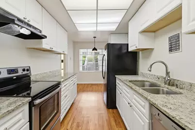 5492 Cribari Bnd, San Jose, CA 95135 - Photo 9