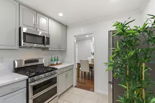 275 Beechnut Ave, Sunnyvale, CA 94085 - Photo 15