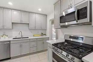 275 Beechnut Ave, Sunnyvale, CA 94085 - Photo 13