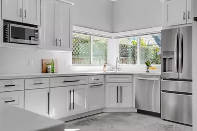 331 36th Ave, Santa Cruz, CA 95062 - Photo 9