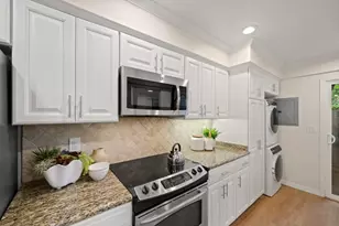 23 Los Altos Square, Los Altos, CA 94022 - Photo 15