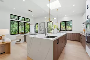 1084 Moffett Cir, Palo Alto, CA 94303 - Photo 5
