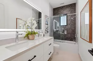 1084 Moffett Cir, Palo Alto, CA 94303 - Photo 23