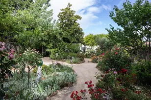 730 Greenview Pl, Los Altos, CA 94024 - Photo 29