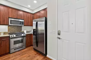 1101 S Main St 402, Milpitas, CA 95035 - Photo 9