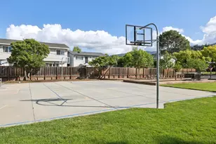 103 Belwood Gateway, Los Gatos, CA 95032 - Photo 39