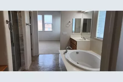 253 Lilac Ln, Livingston, CA 95334 - Photo 9