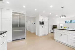 1135 Emerson St, Palo Alto, CA 94301 - Photo 7