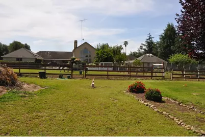 McMahon Rd, Hollister, CA 95023 - Photo 19