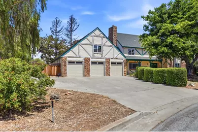 130 Sunrise Dr, Hollister, CA 95023 - Photo 1